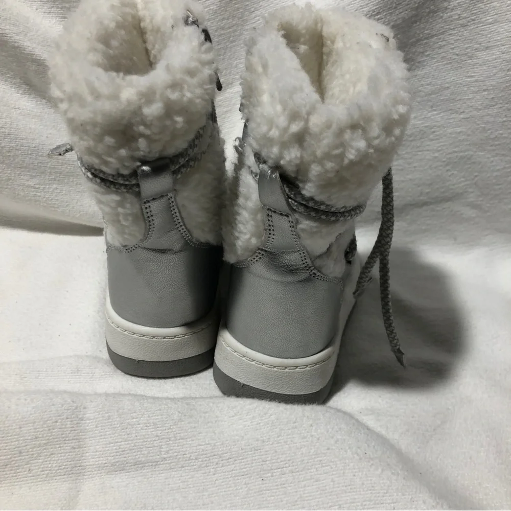 Winter Girls Boots White and Silver